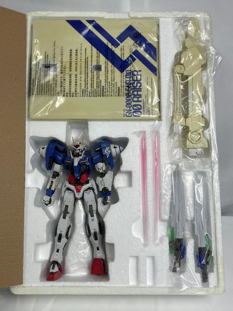 ◆機動戦士ガンダムダブルオー ダブルオーライザー プラモデル　09378