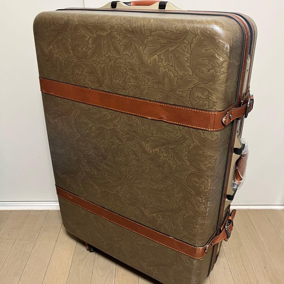 サムソナイト　クラシック・クラブ　4輪　スーツケース　キャリーケース