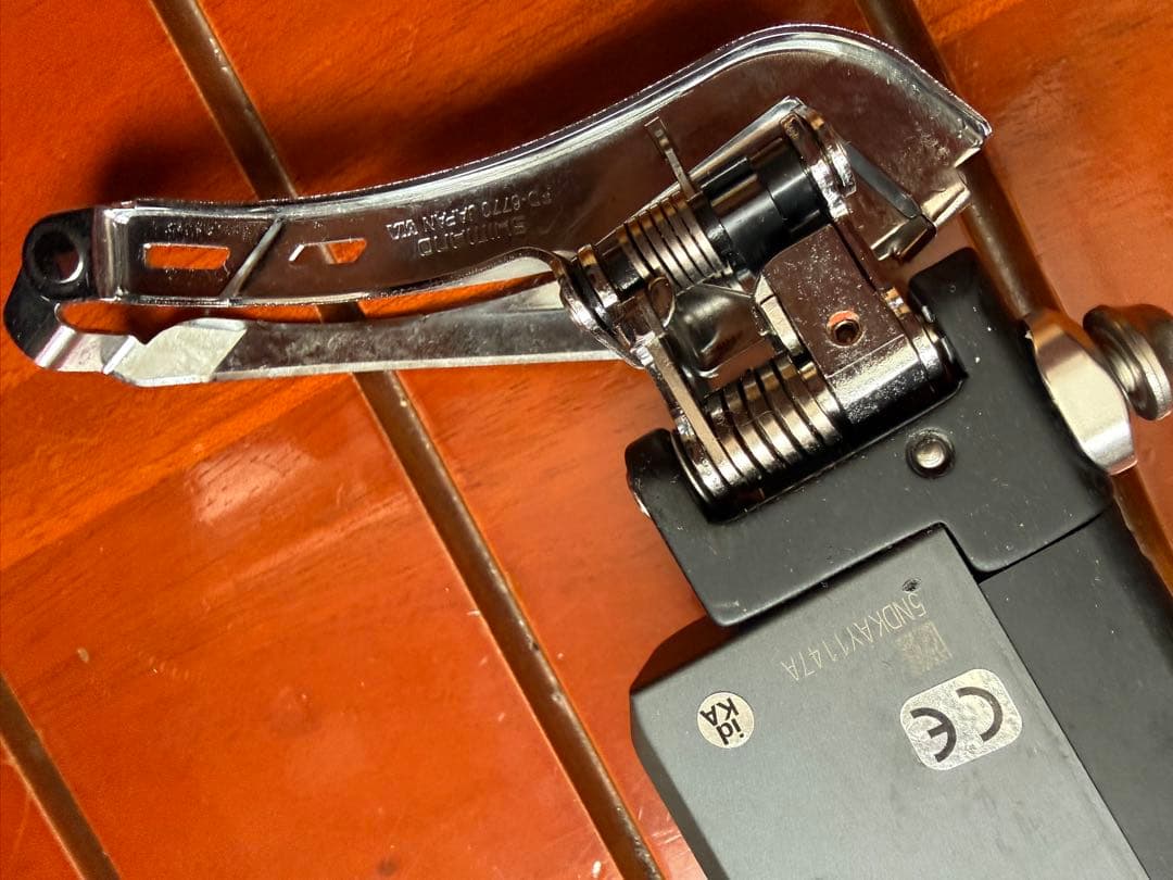 SHIMANO ULTEGRA 電子式フロントディレイラー