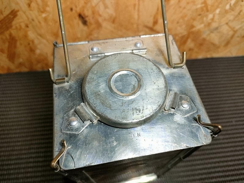 【初期型】ヴィンテージ品 スイス軍フォールディングキャンドルランタン