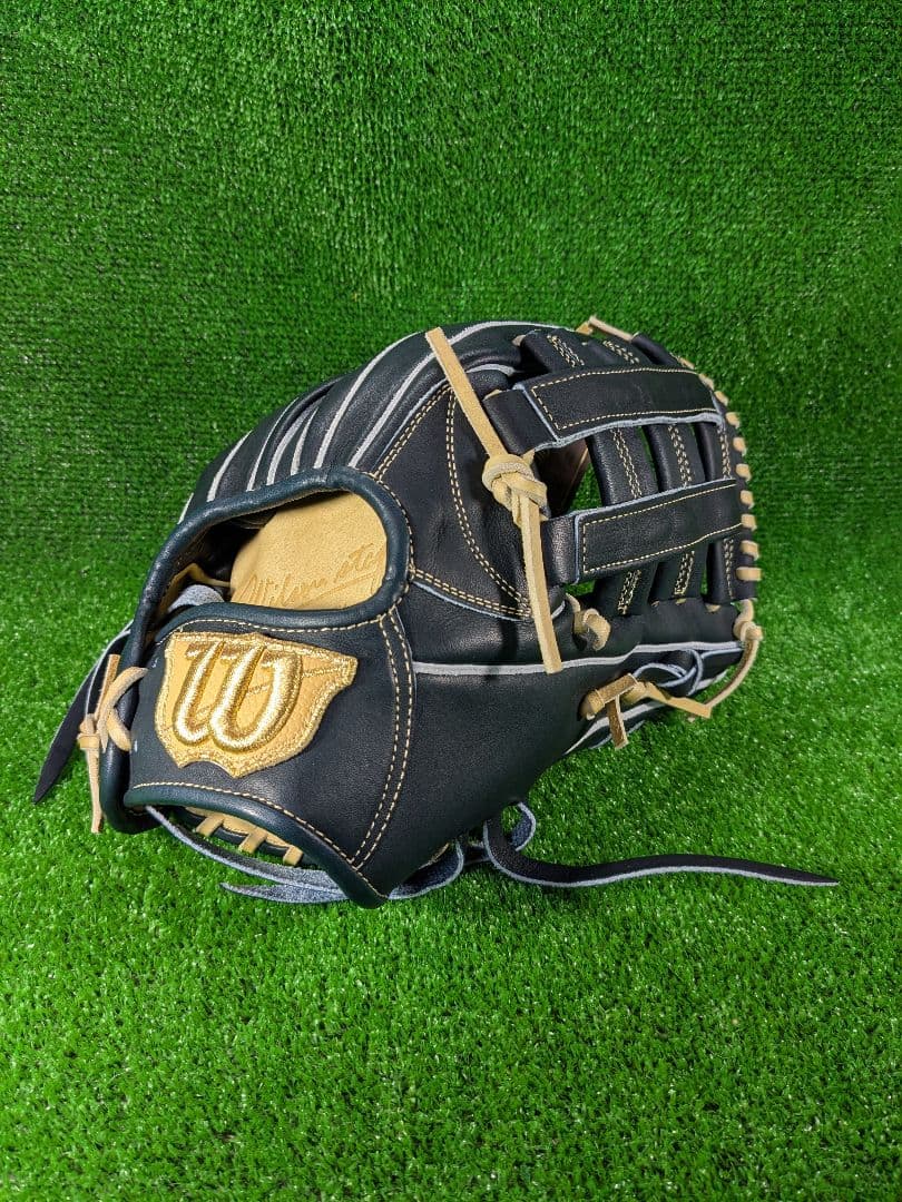 ウィルソン　硬式　外野手用　D8型　WBW102317　日本製　吉田正尚モデル