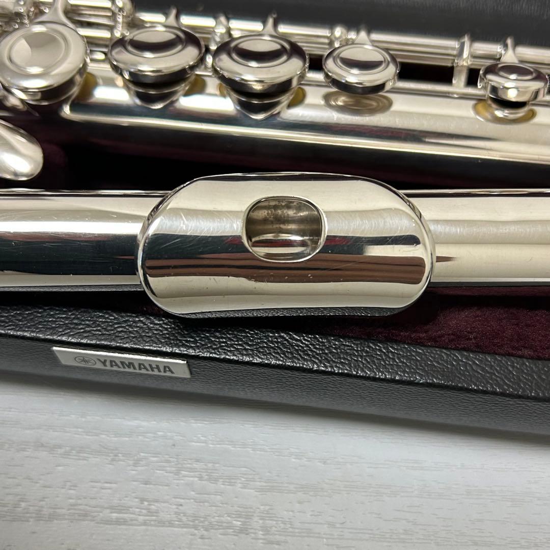 ヤマハフルート　　YFL-211 Eメカ付き