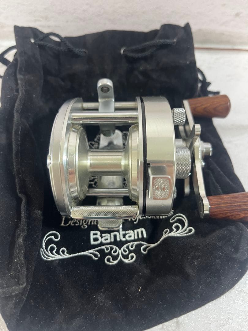【おT出品】Shimano Bantam 100 リール