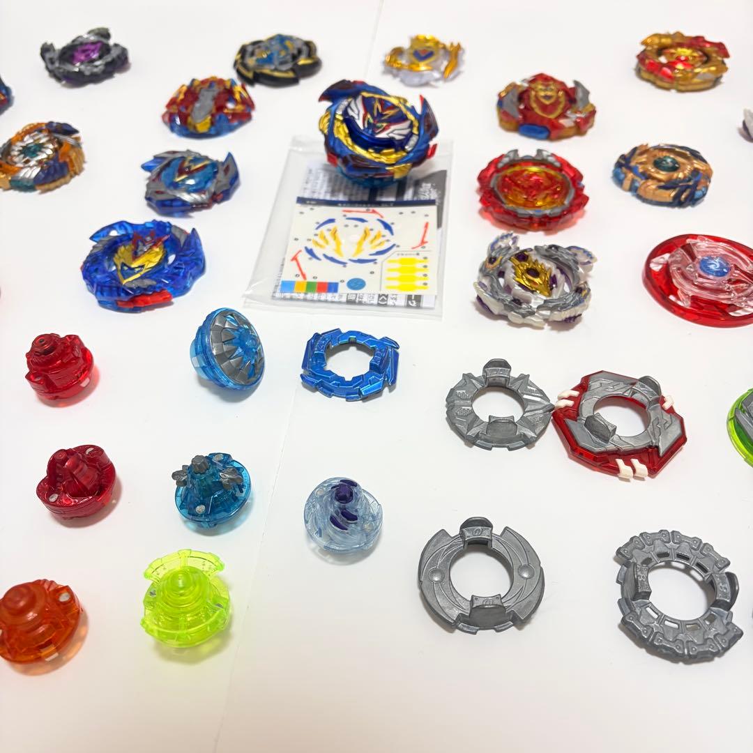 おまけ付き　ベイブレード バースト　まとめ売り ランダムブースター