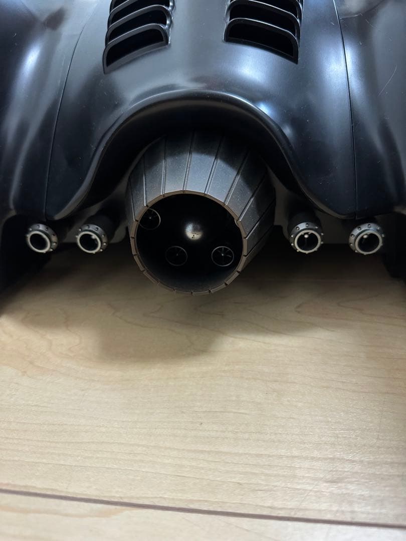 ホットトイズ　バットモービル1/6