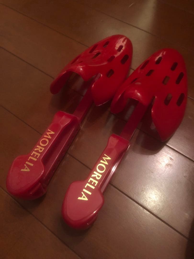 MORELIA サッカーシューズ 黒/赤/白