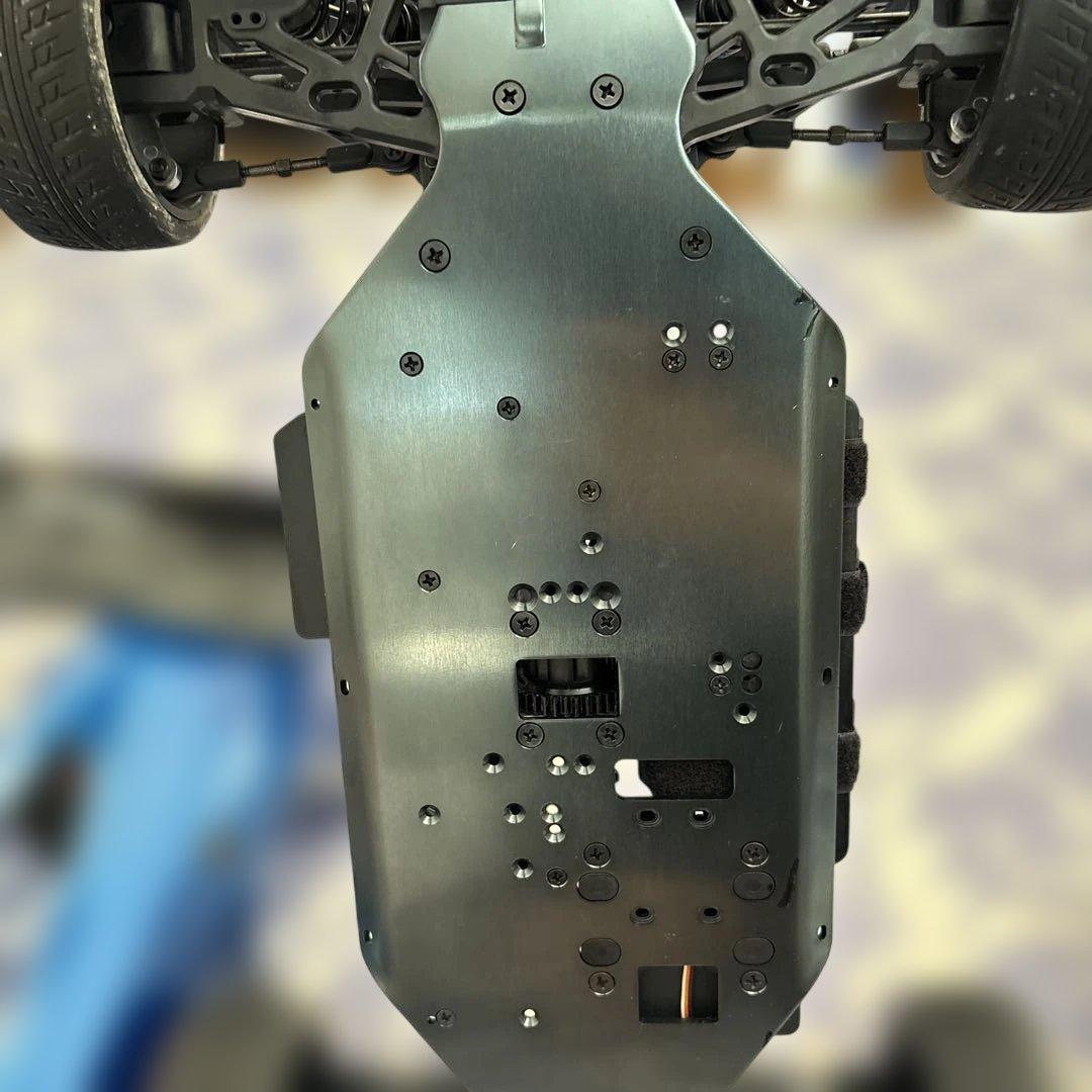 京商　インファーノGT2レーススペックVE1/8( コルベットC7R)