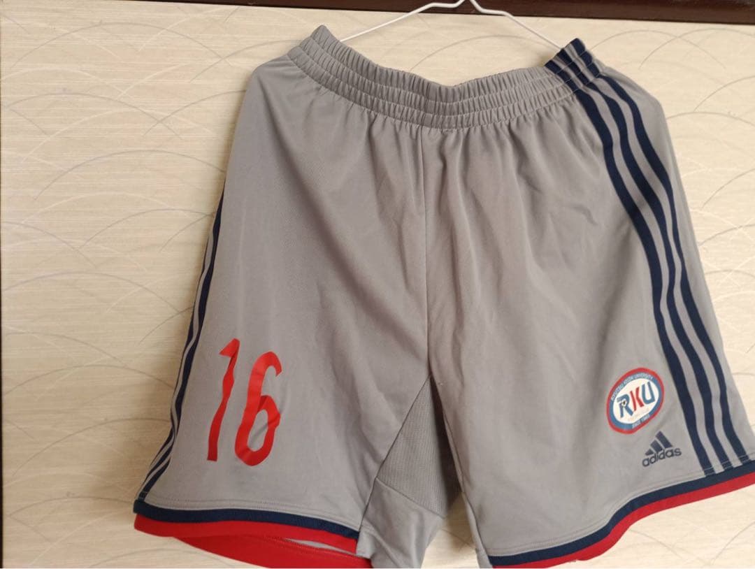 流通経済大学　サッカー部　フルセット(8セット)