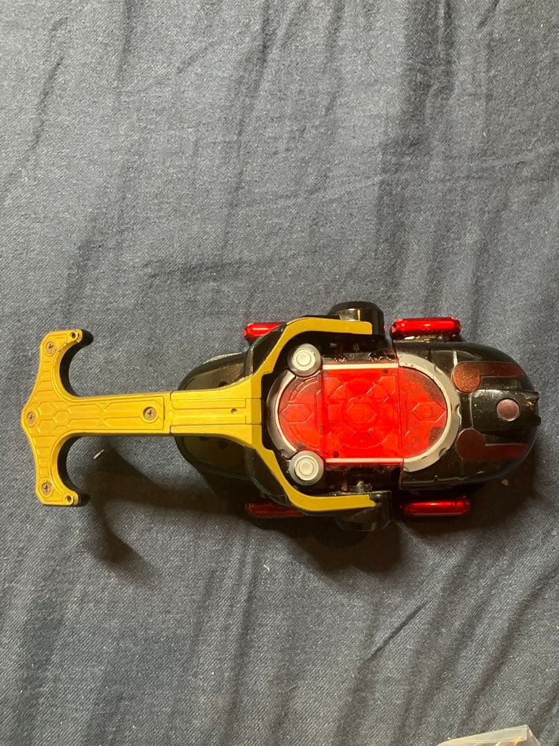 仮面ライダーカブト　CSMカブトゼクターver1 DXダークカブトゼクター付き