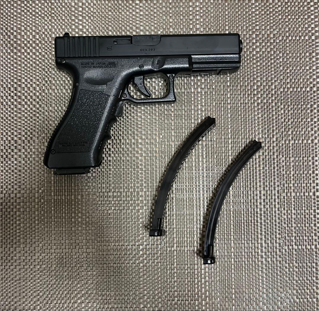 東京マルイ　カスタム品　グロックG18C Glock 電動ガン 金属ピニ　マガ2
