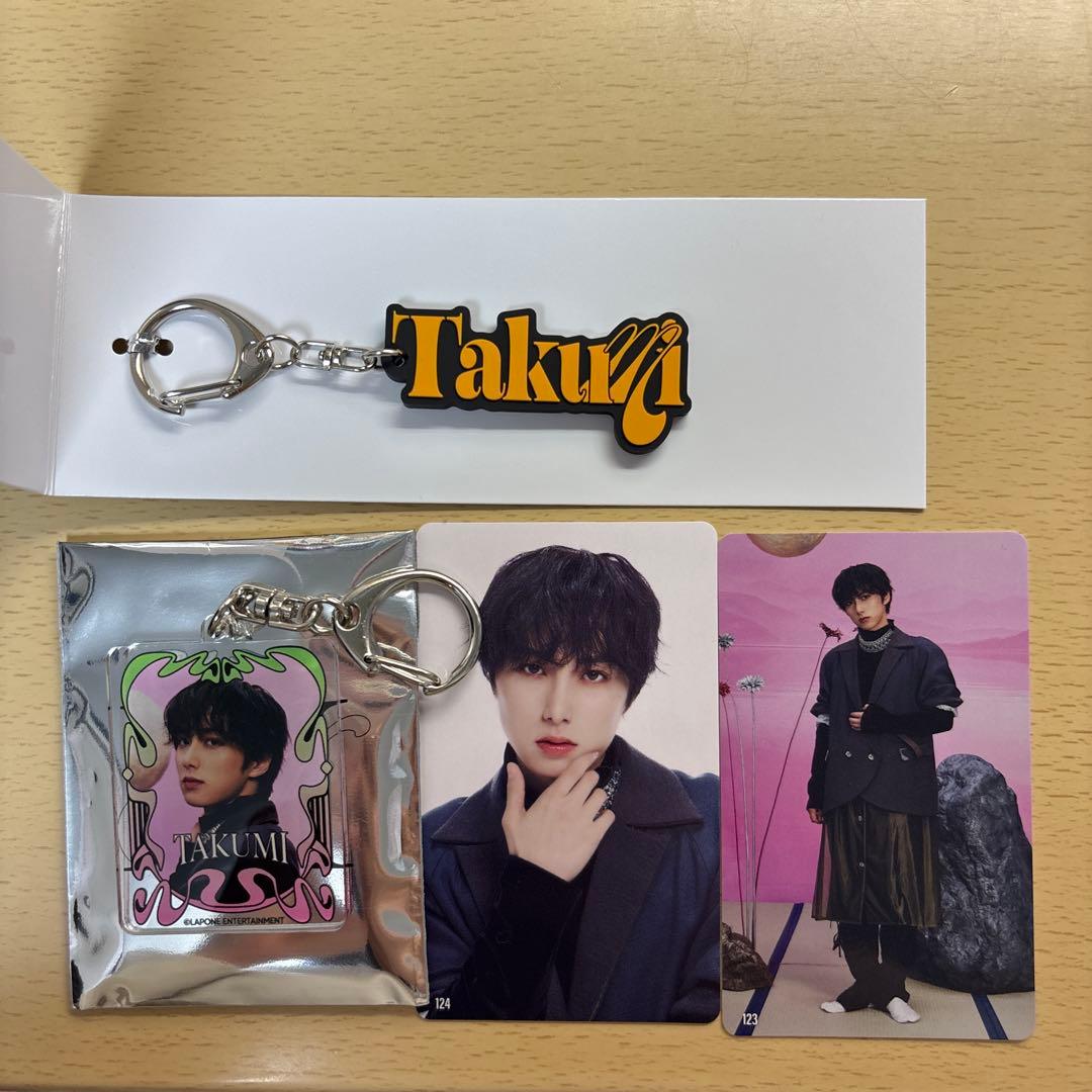 INI ポップアップ　トレカ　アクキー　ネームキーホルダー