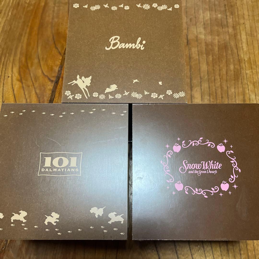 ディズニー　小物入れ　白雪姫と7人の小人　バンビ　101匹わんちゃん