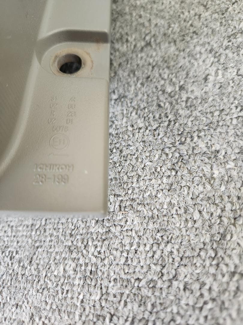 ヴォクシーZRR70　テールランプセット