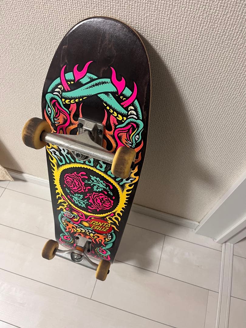 Santa Cruz Dresser スケートボード