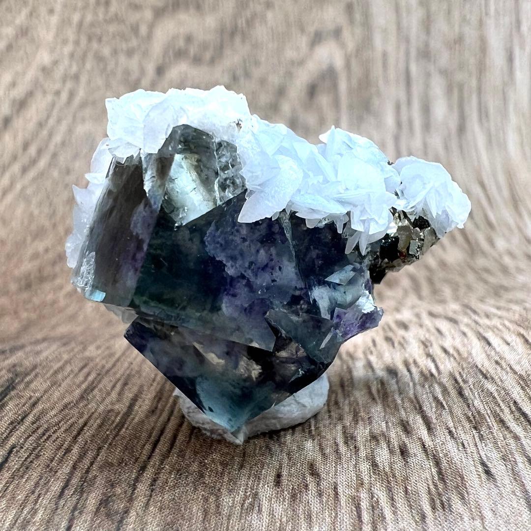 フローライト パイライト F2 カルサイト 共生 鉱物 標本 原石