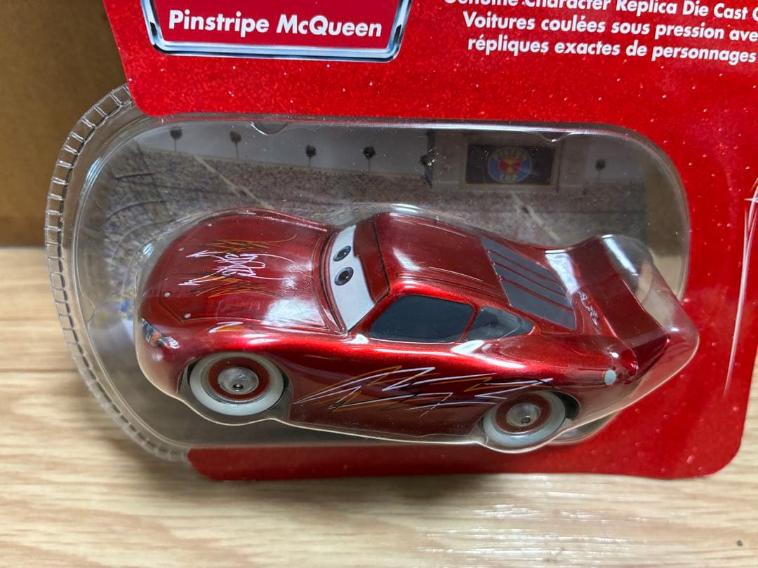 ミニカー Cars McQueen&Kevin Shiftright 121