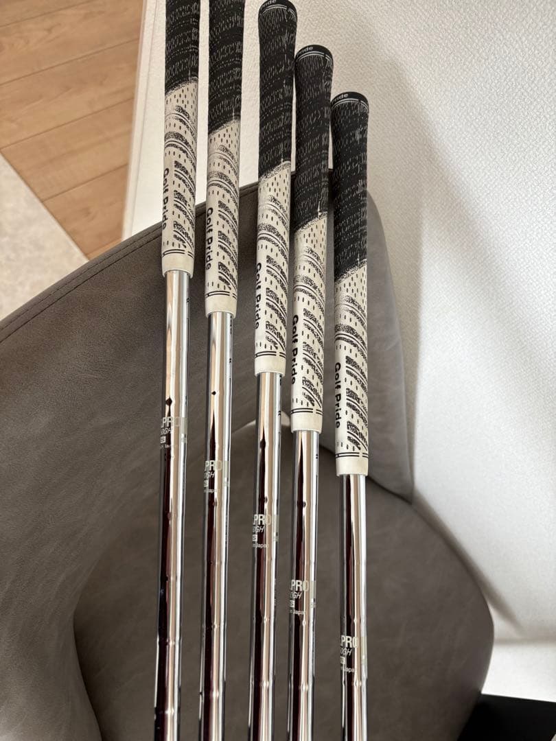 J*読様 値下げ可能！　ブリヂストン 242CB+ アイアンセット 6-Pw N