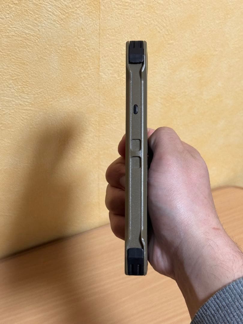 実物　Juggernaut Case iPhone X用ケース