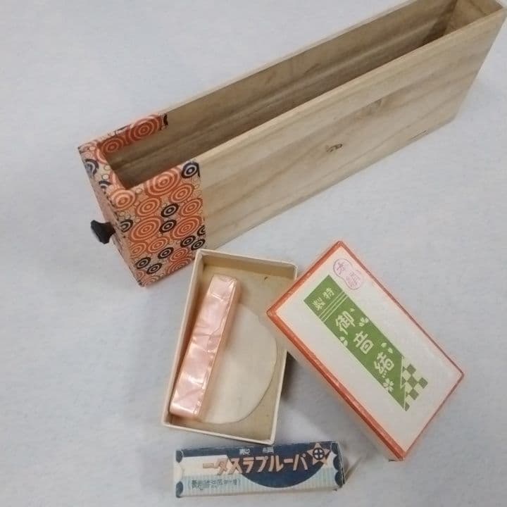 三味線　アンティーク　 レア　コレクション　骨董　きく岡　年代物　桐箱入り