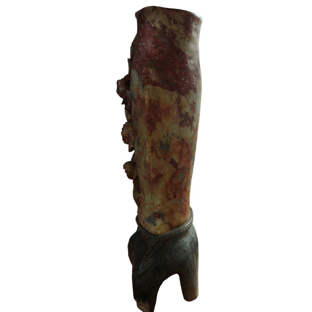 中国寿山石(印材)　草花文彫刻花瓶　置物　瑪瑙