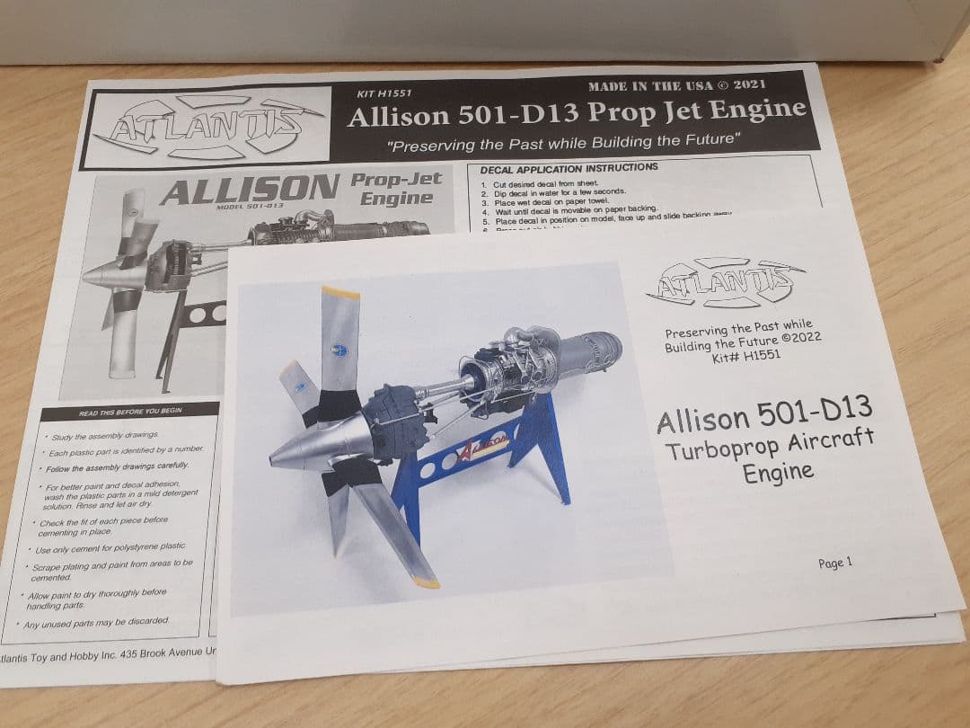 プラモデル　 Allison 501-D13 Prop-Jet Engine