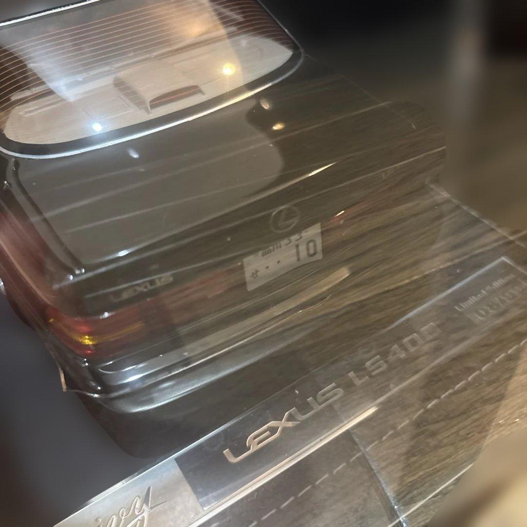 1/18 IVY レクサスLS400 黒　（トヨタ初代セルシオ）