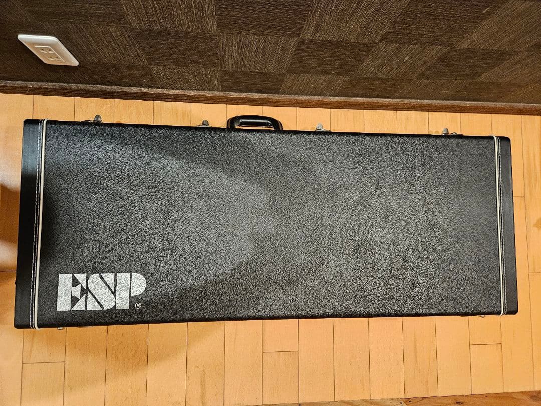 希少　LTD / Vulture Black Satin Lefty