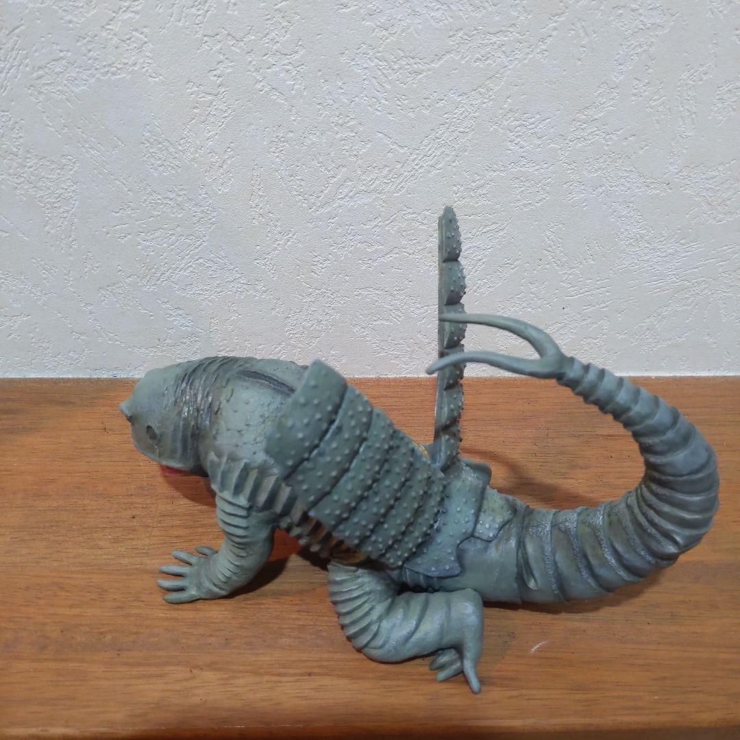 ウルトラマン 毒ガス怪獣 ケムラー レジン製ガレージキット個人製作塗装済 完成品