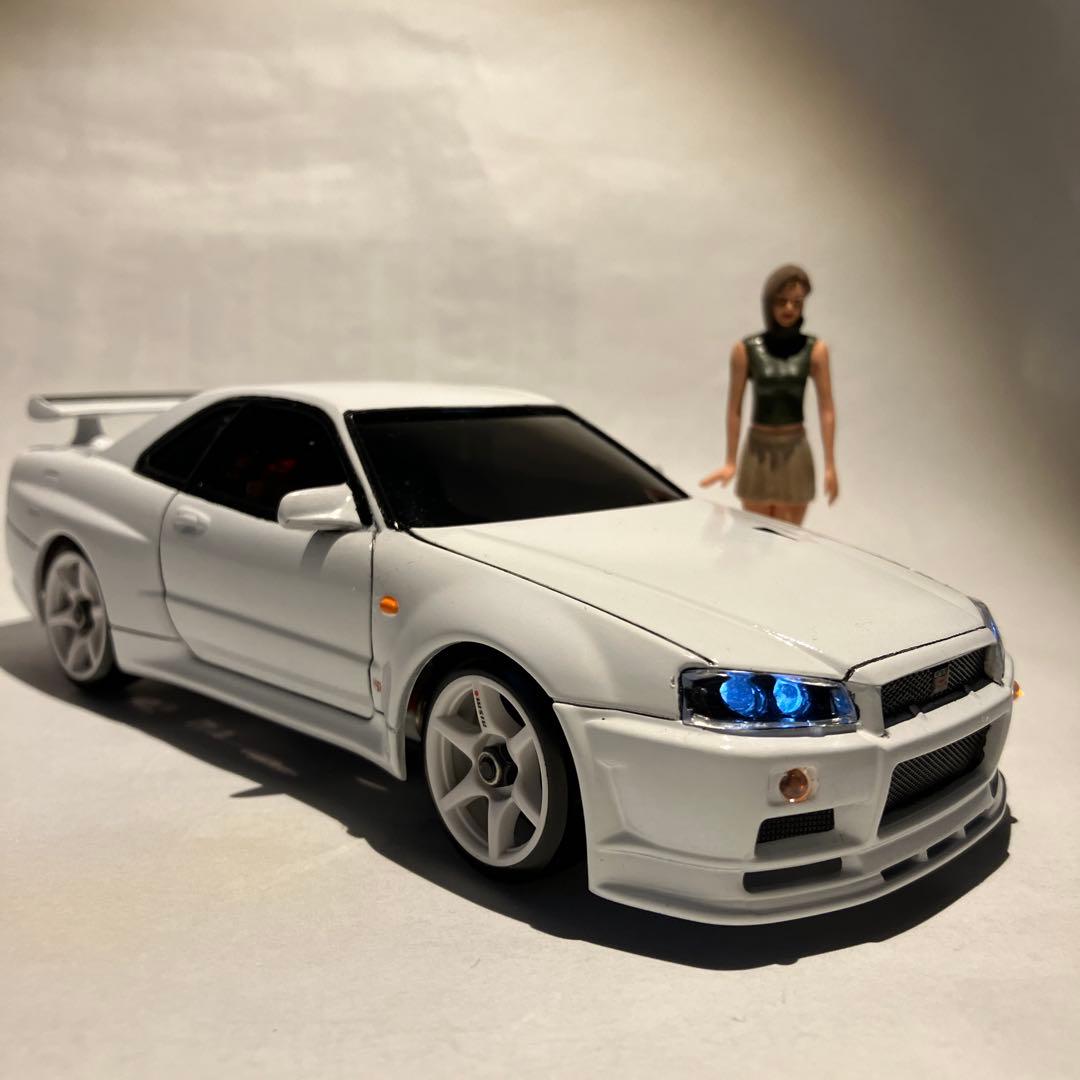 京商　ミニッツAWDボディ、マウント、ホイール、LED