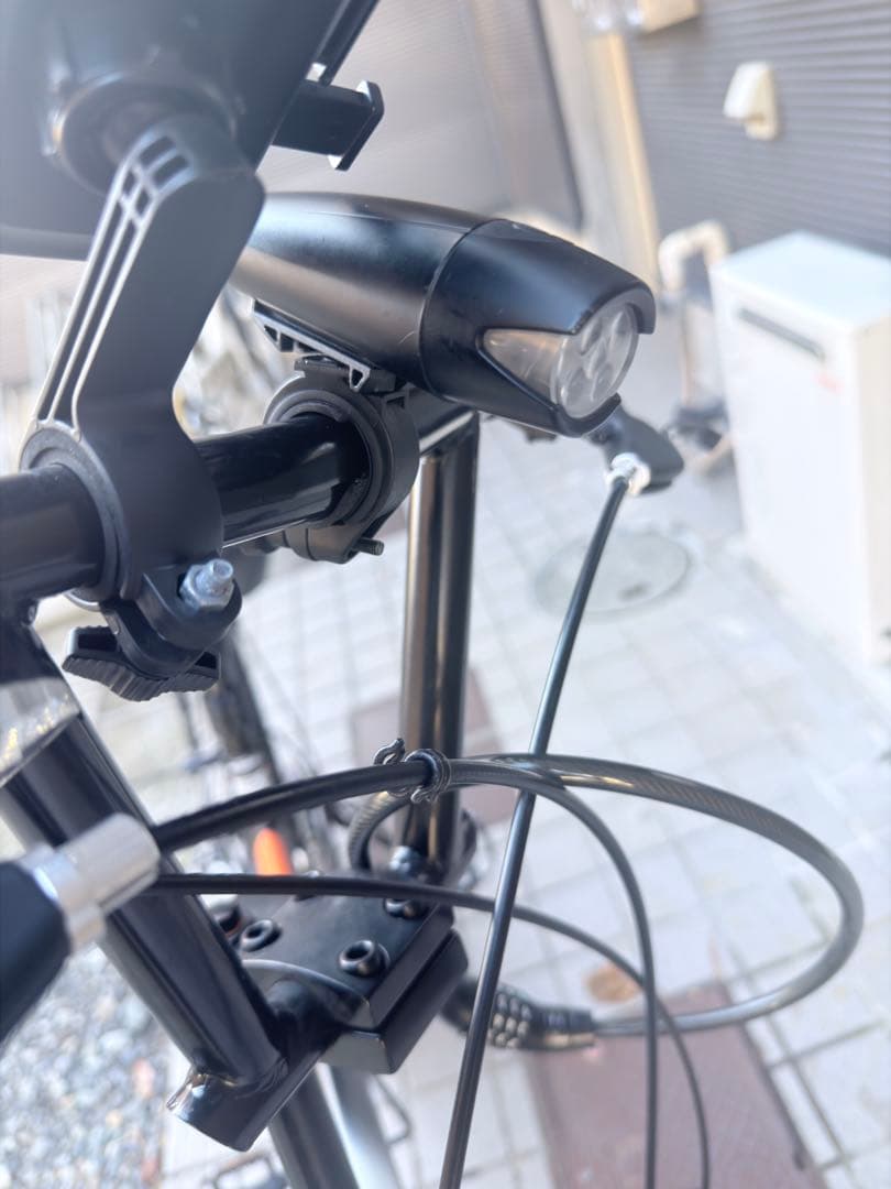 折りたたみ自転車 ホワイト・ブラック