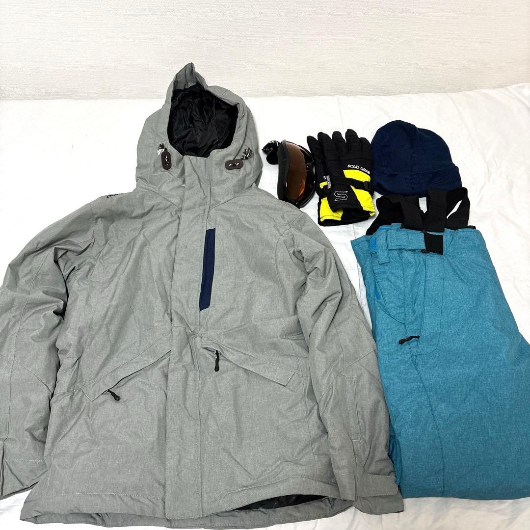 スキーセット(ウェア上下、ニット帽、手袋、ゴーグル)