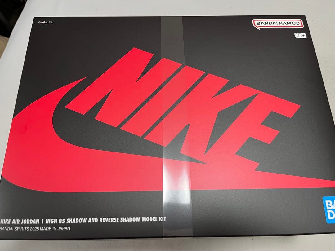 即日発送可能　NIKE AIR JORDAN 1 プレミアムバンダイプラモデル