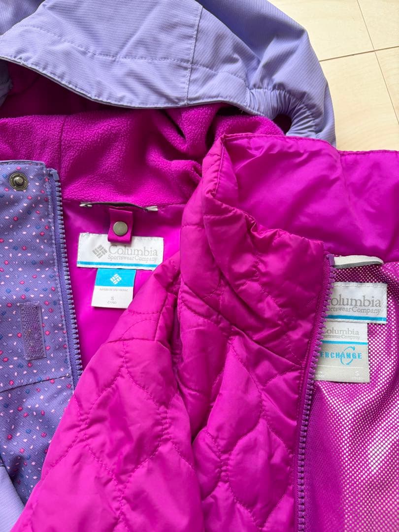 お値下げColumbia 130 スキーウェア
