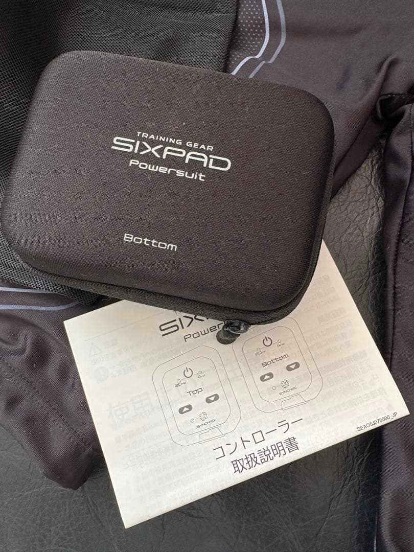 美品 SIXPADパワースーツ 上下セット レディース　Mサイズ 動作確認済