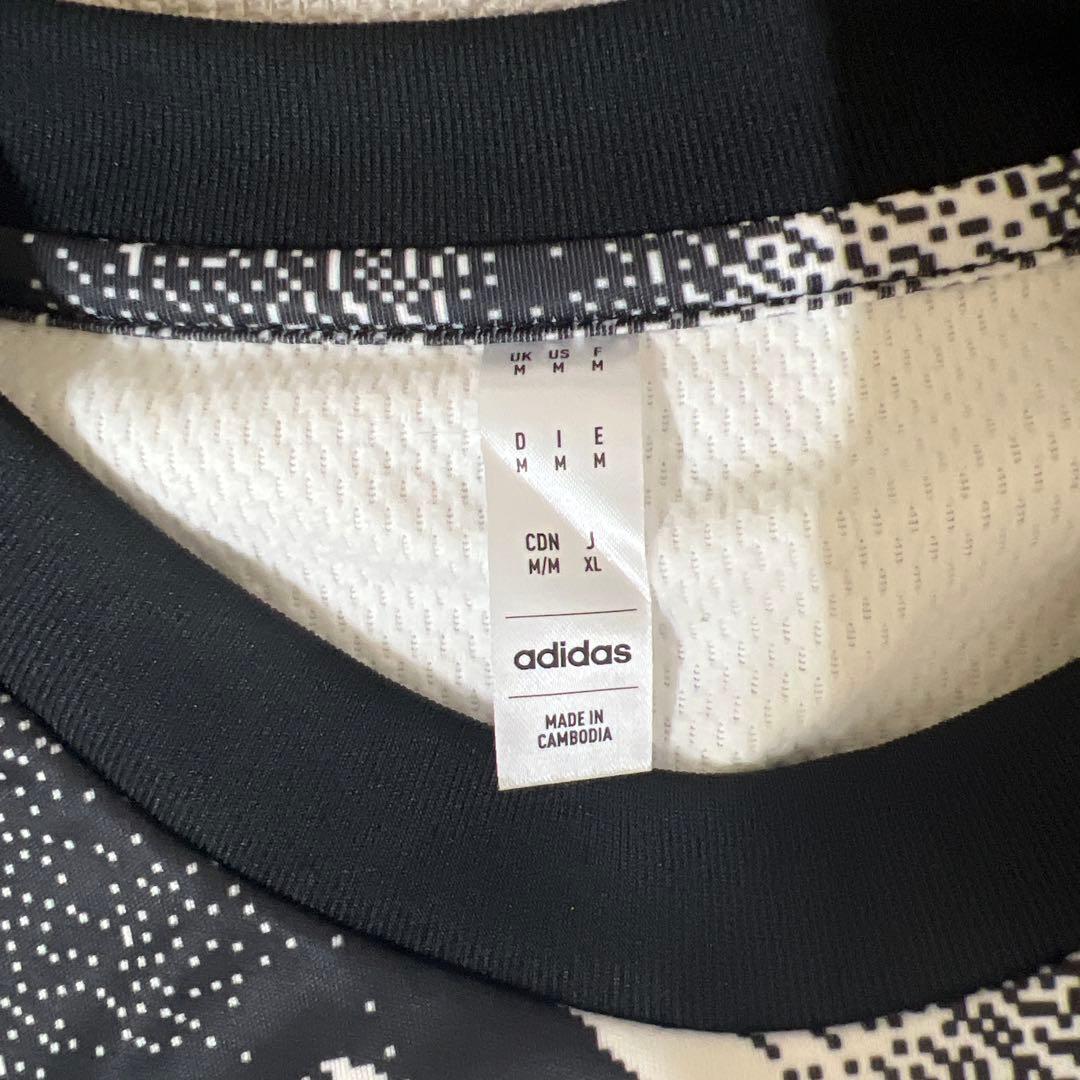 ユベントス プレマッチシャツ ホワイトｘブラック22-23/セリエＡ/