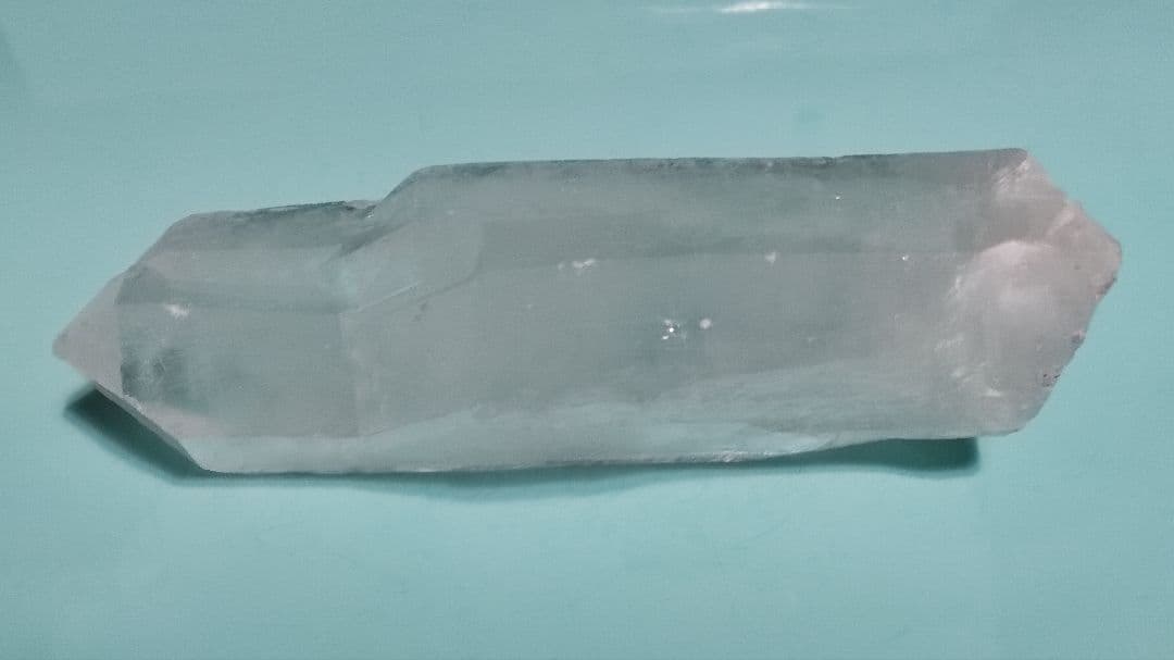 パワーストーン　天然石　ポイント　レインボー入り水晶　569g　No.948