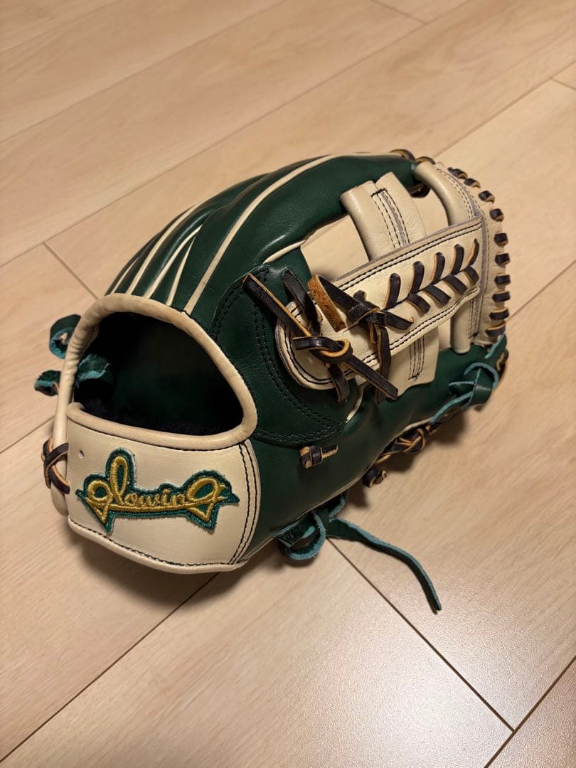 glowing 硬式用内野手グラブ　グリーン×ホワイト