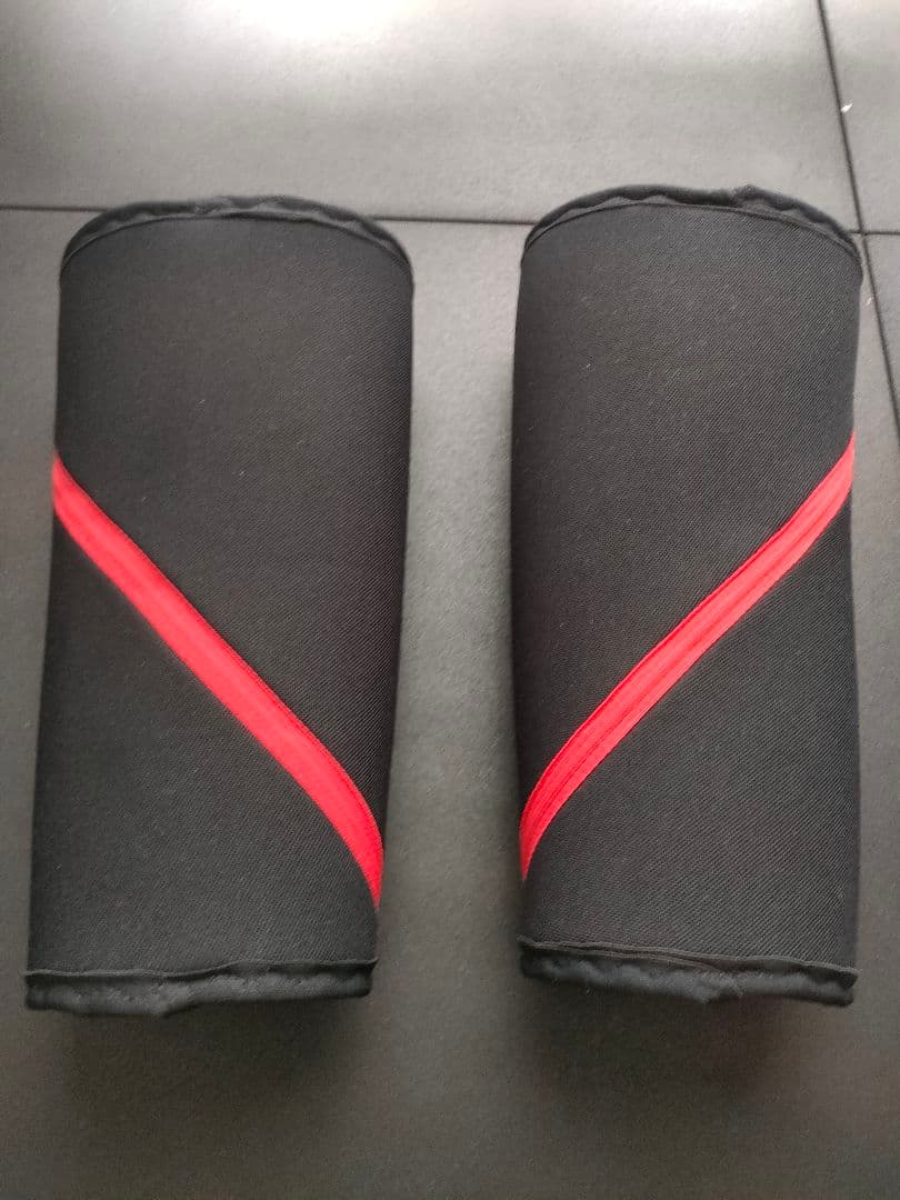 SBD ニースリーブ 黒/赤　Mサイズ 旧型