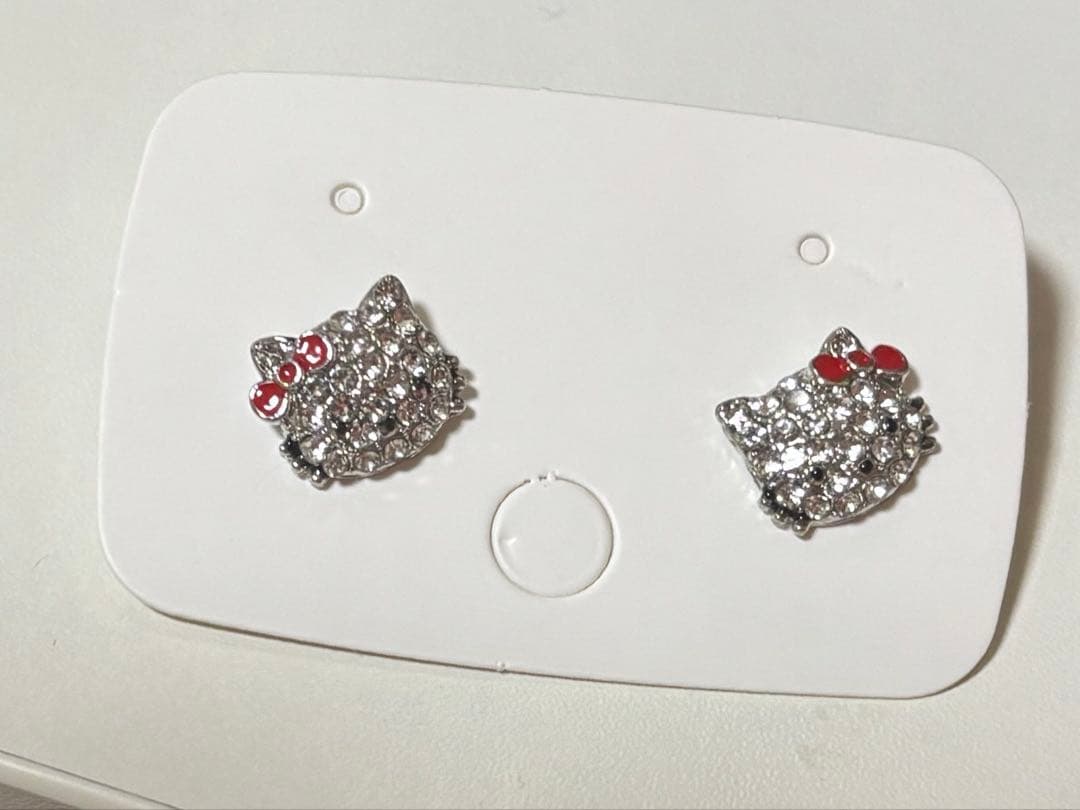 gdragon着用　磁気ピアス　キティー