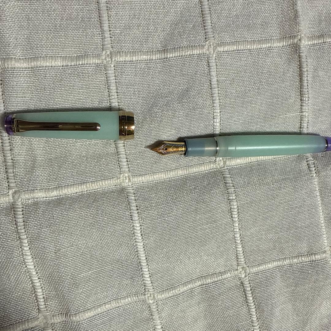 さー ページ SAILOR万年筆 四季織 雨音 春雨