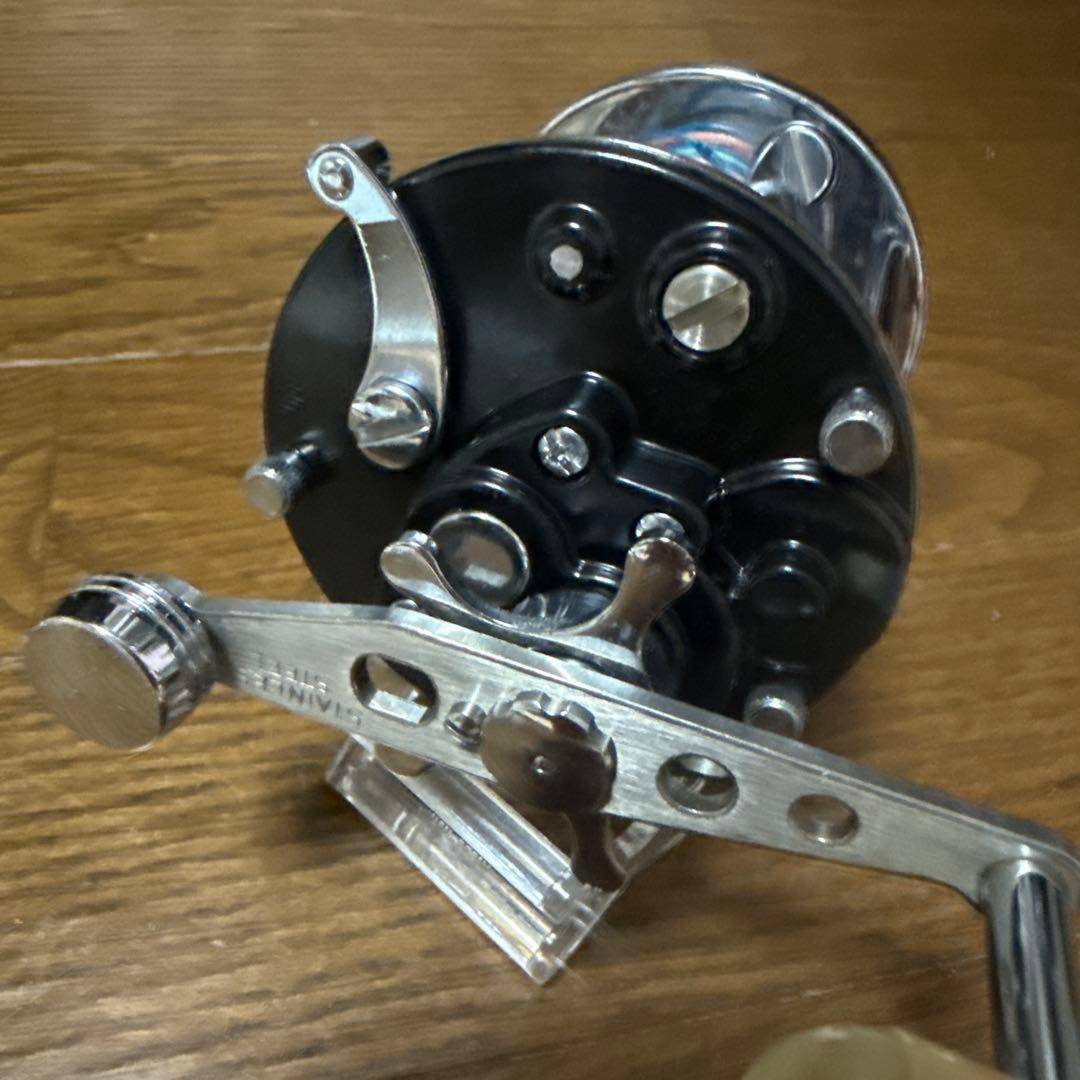 ダイワ　シーライン　３５０Ｌ　美品