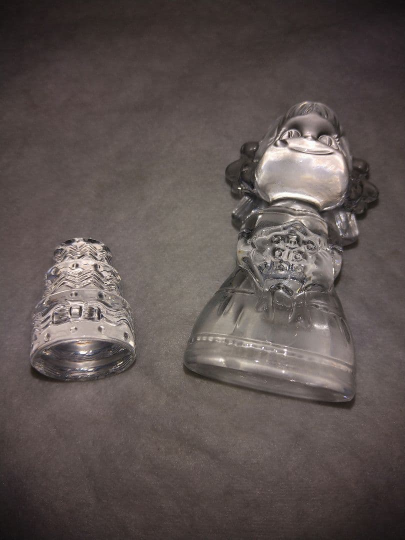 ペコちゃん　不二家　クリスタルペコちゃんコレクション