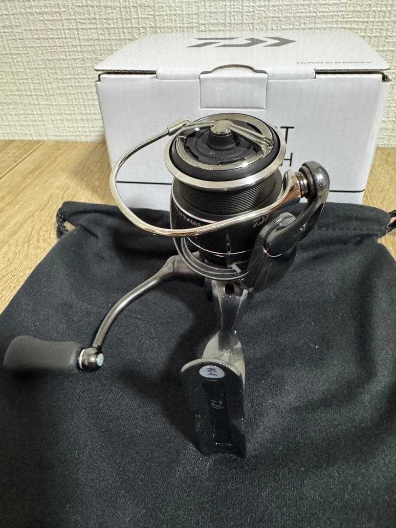 LUVIAS ST SF 2000SS H ルビアス エリアトラウト　アジング