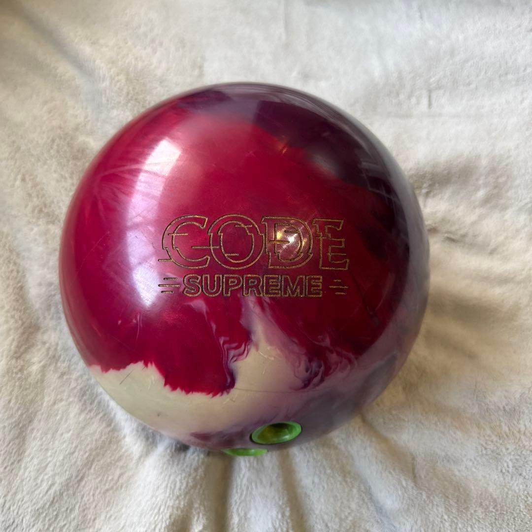 CODE SUPREME ボウリングボール