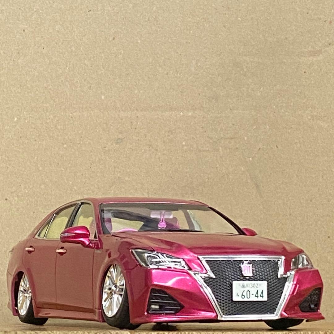 プラモデル完成品　アオシマ 1/24 214クラウンアスリート