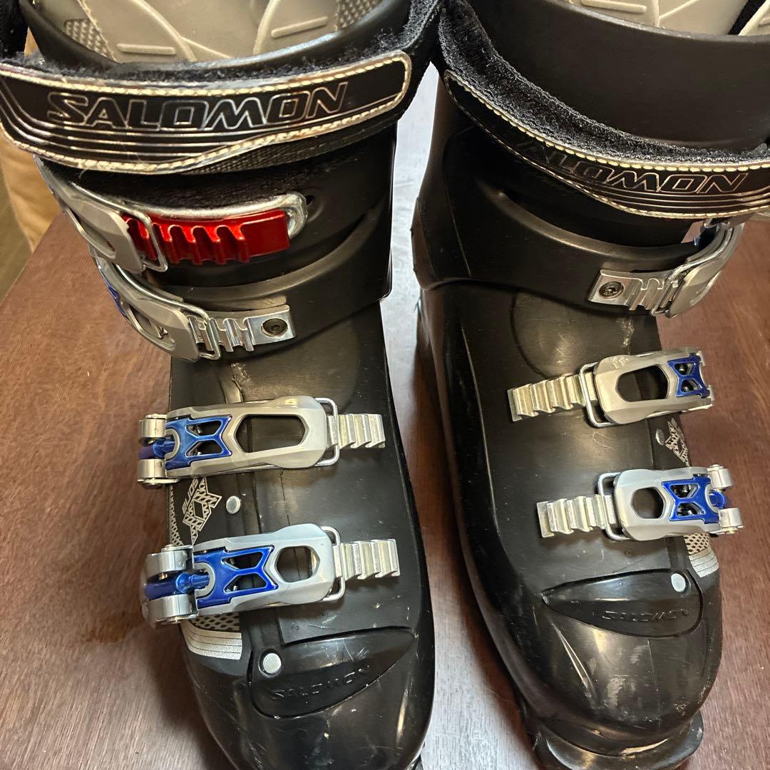 H*a様 SALOMON スキー用ブーツ 黒 4バックル