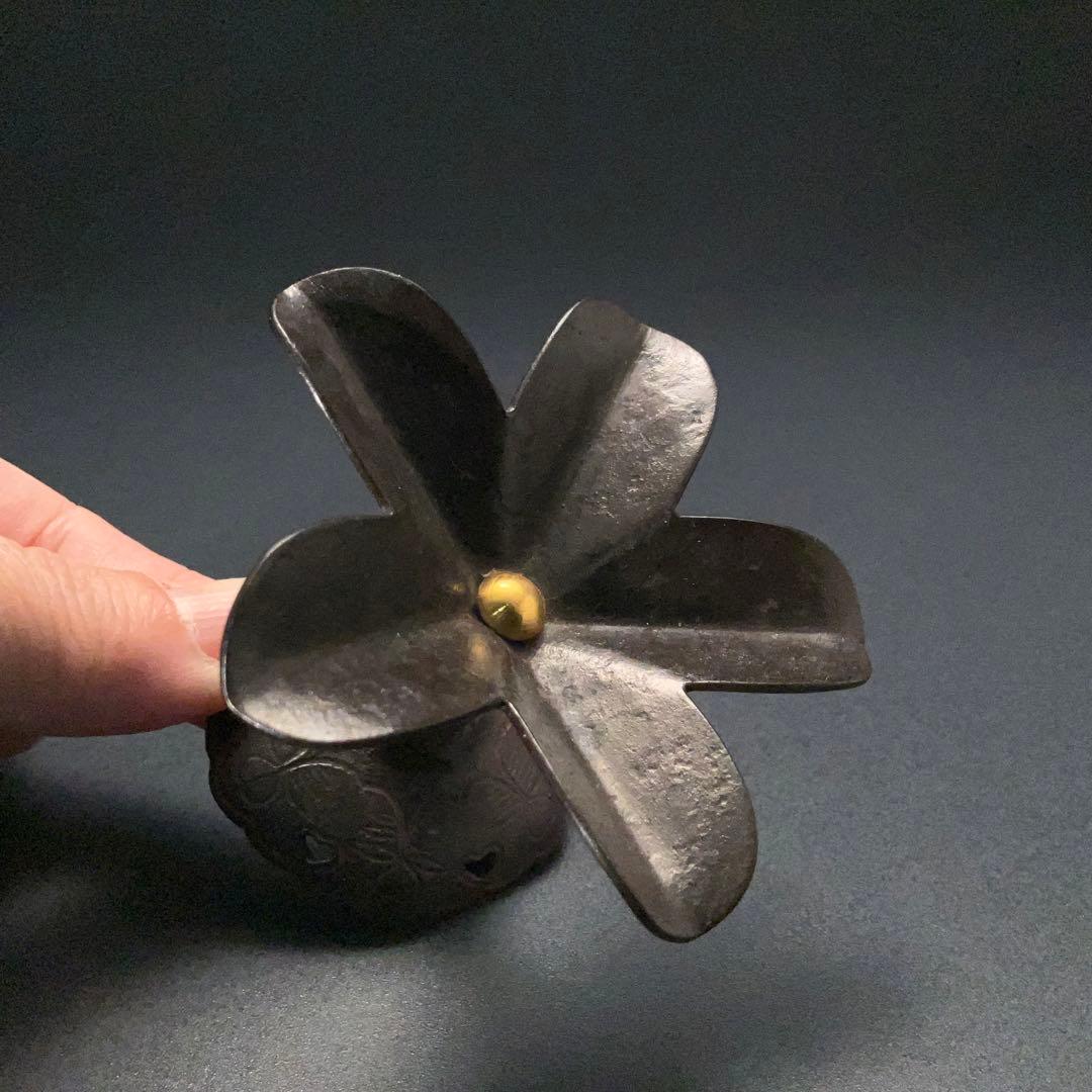 【茶道具】蓋置　鉄つくば根　高井陵雲　共箱　6R1227ダW