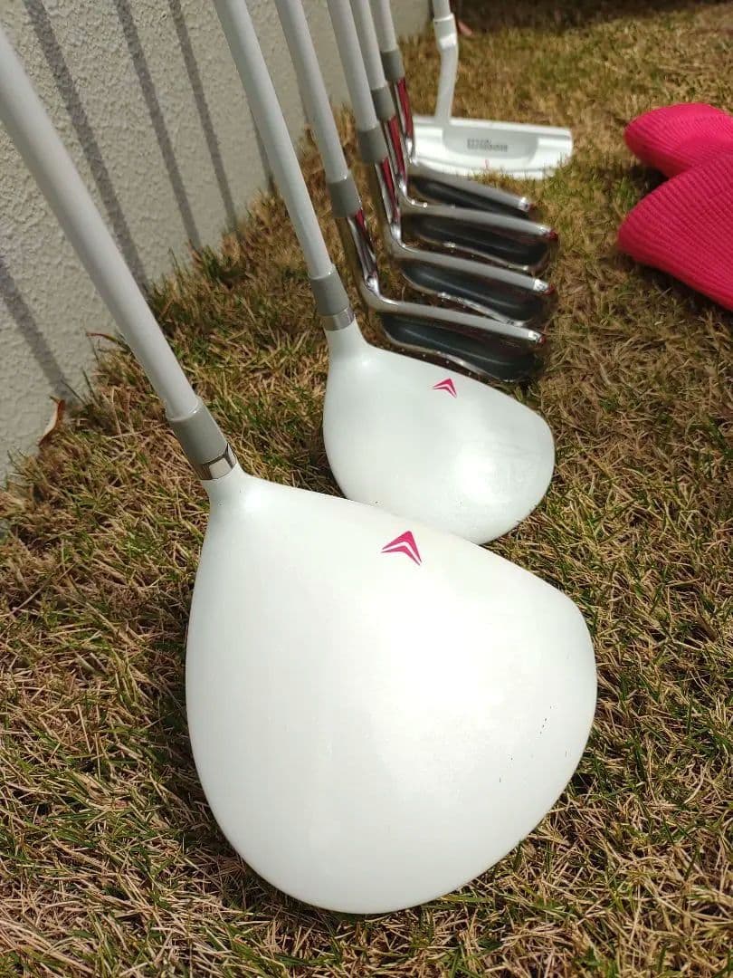 wilson tiara レディースゴルフクラブセット　アディダスキャディバッグ