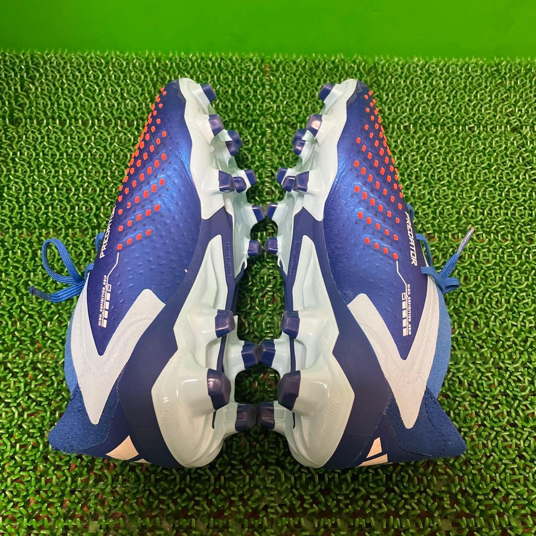 アディダス サッカースパイクプレデターアキュラシー.1LジャパンHG/AG