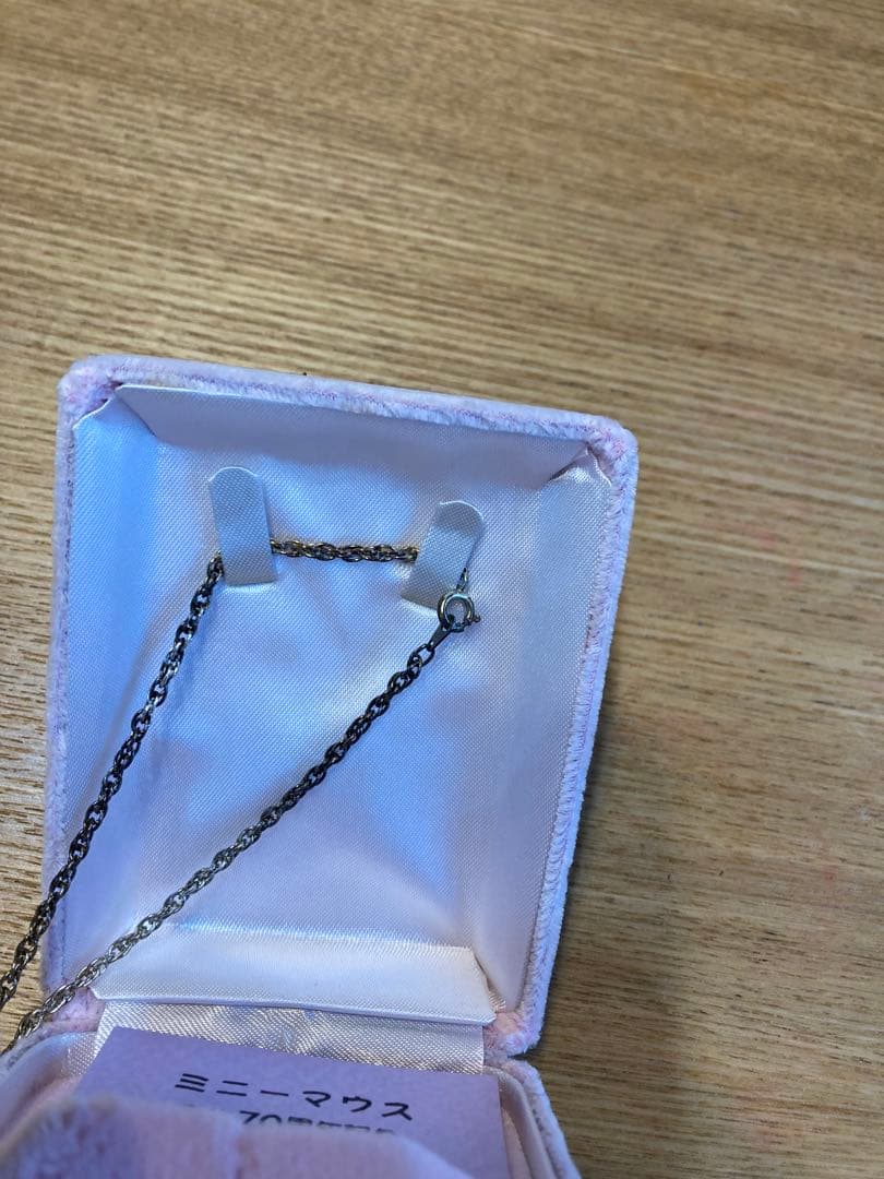 ディズニーミニーマウス誕生70周年記念純銀製ネックレス